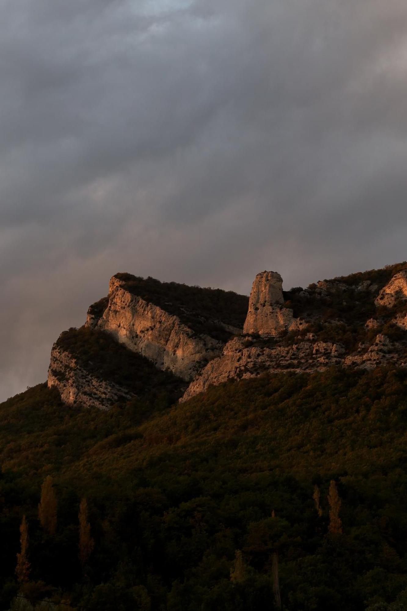 Les Appartements Du Saint Thiers, La Provence Dans Un Coin De La Drome Et L'Esprit D'Une Maison D'Hotes A Saou Exteriör bild